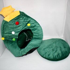 Pet Fang Christmas Cat House with Tree Shape - Cat & Dog Bed, 17.7 x 15.7 in, NW